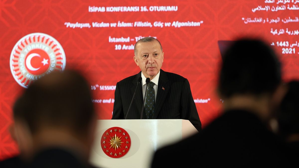 Erdogan popírá principy ekonomiky. Inflace může vést až k výjimečnému stavu
